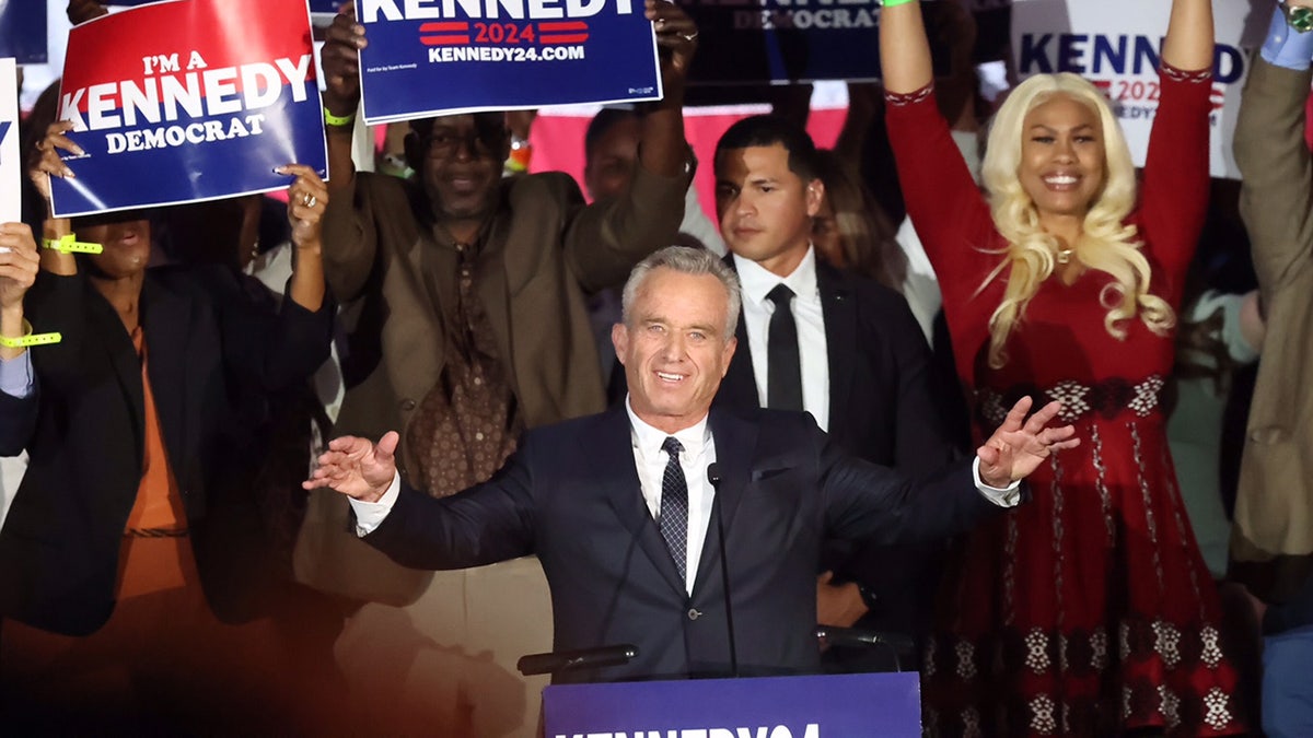 RFK Jr. announces 2024 run