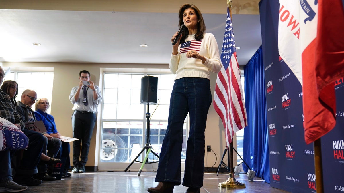 Nikki Haley turns up the volume on Ron DeSantis as they both campaign in IOwa
