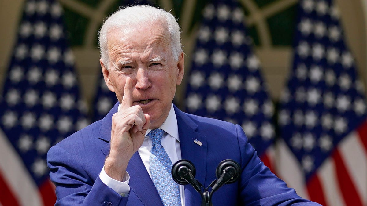 Joe Biden finger pointing