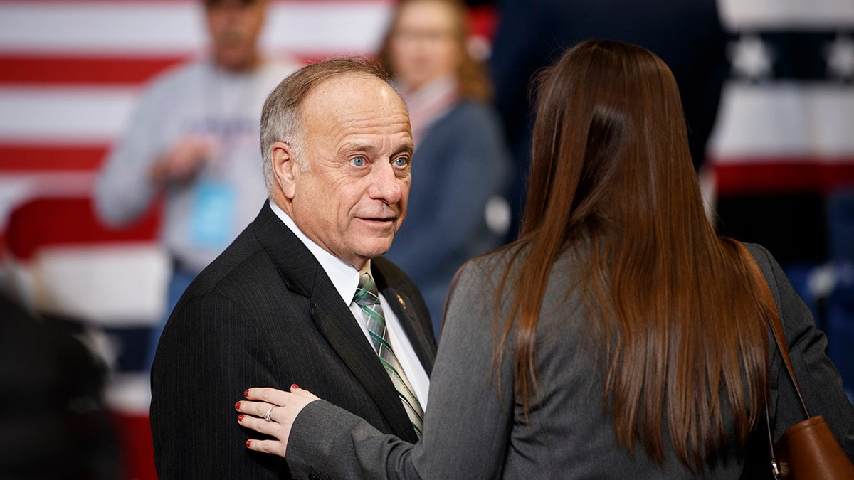 Steve King at rally attended by Trump
