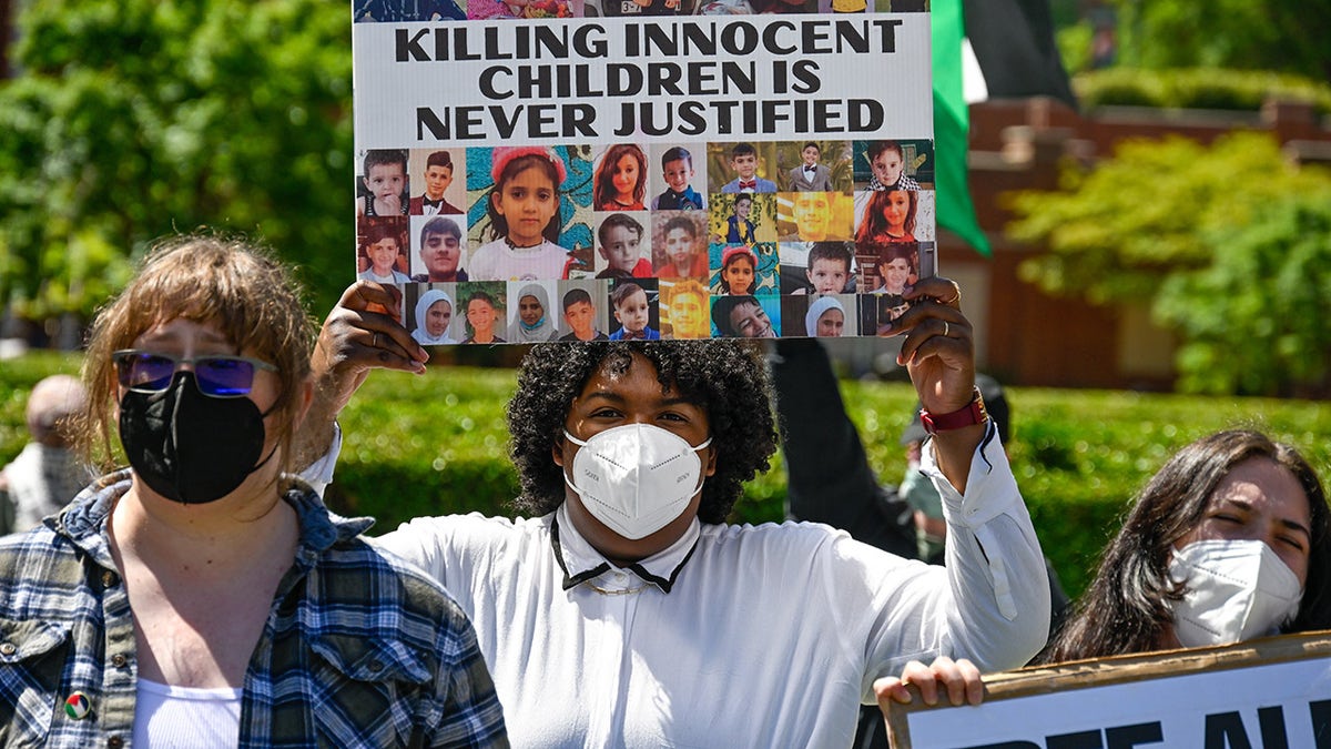 North Carolina protesters in masks