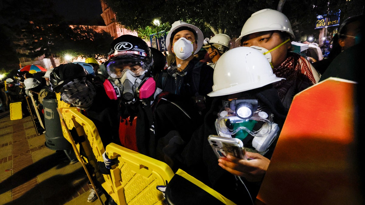 Protesters, face masks