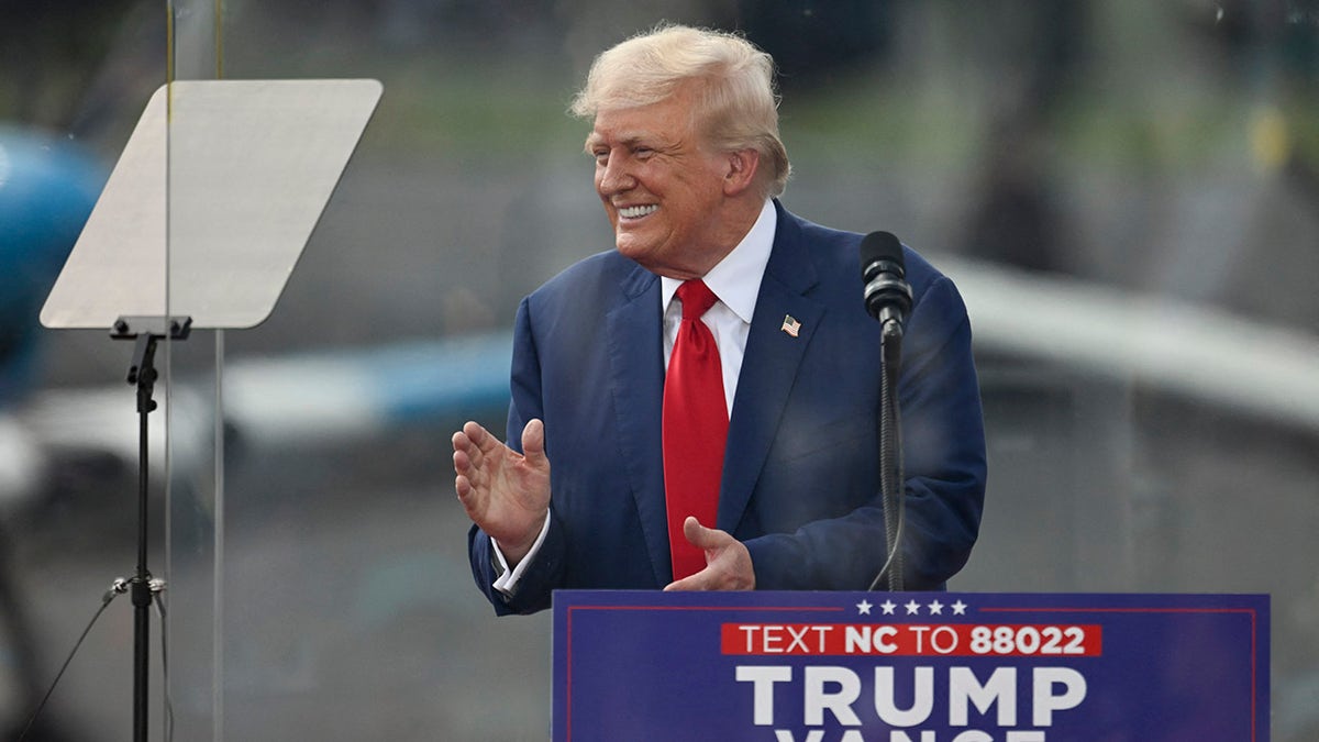 Trump closeup shot from NC rally