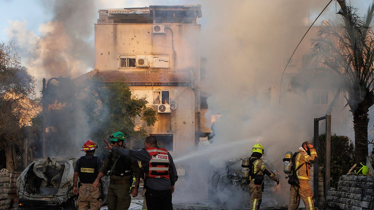 Israeli rescue workers