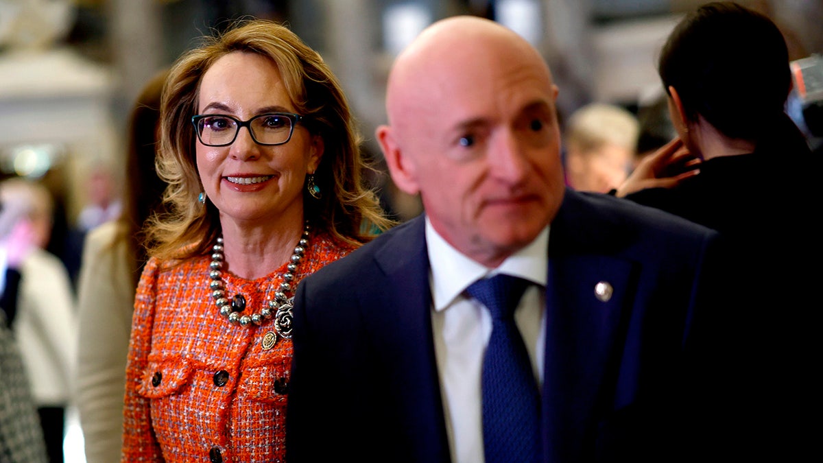 Mark Kelly, Gabby Giffords