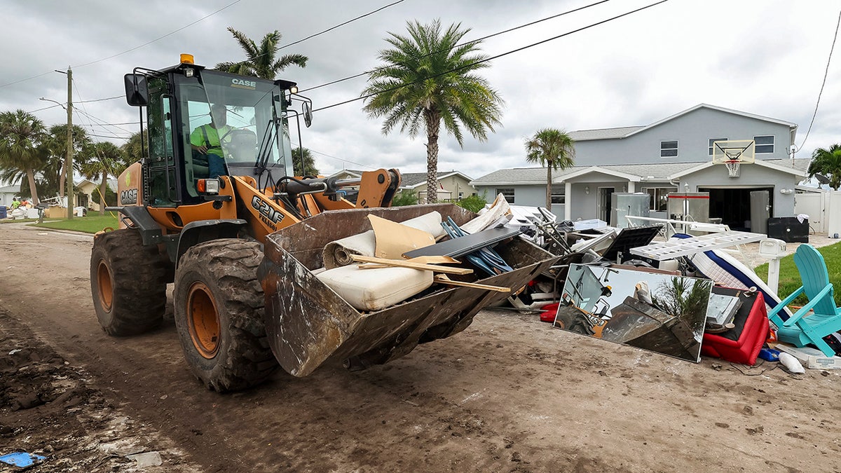 Construction workers prep for Milton