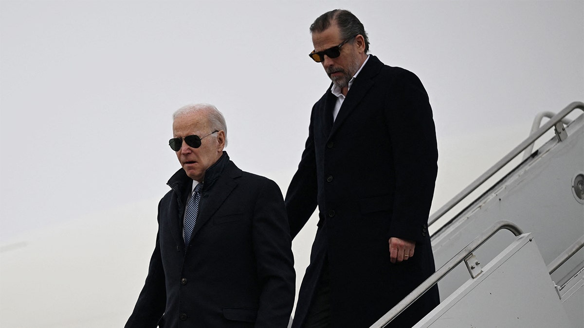 President and Hunter Biden leaving Air Force One