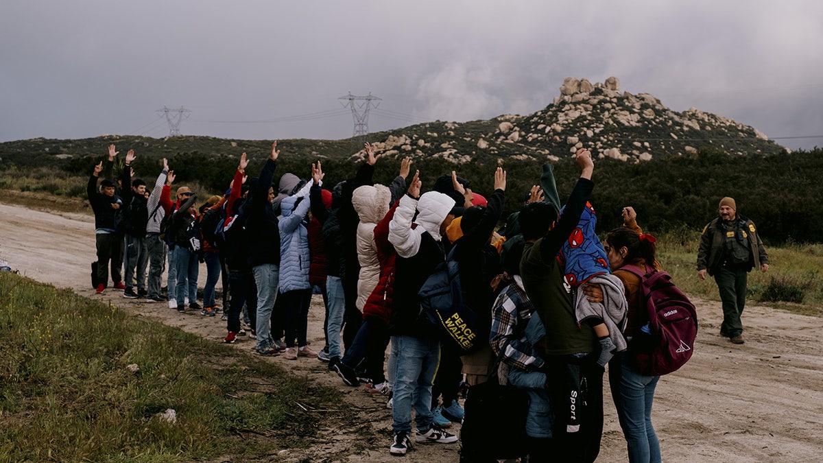 migrants at US-Mexico border