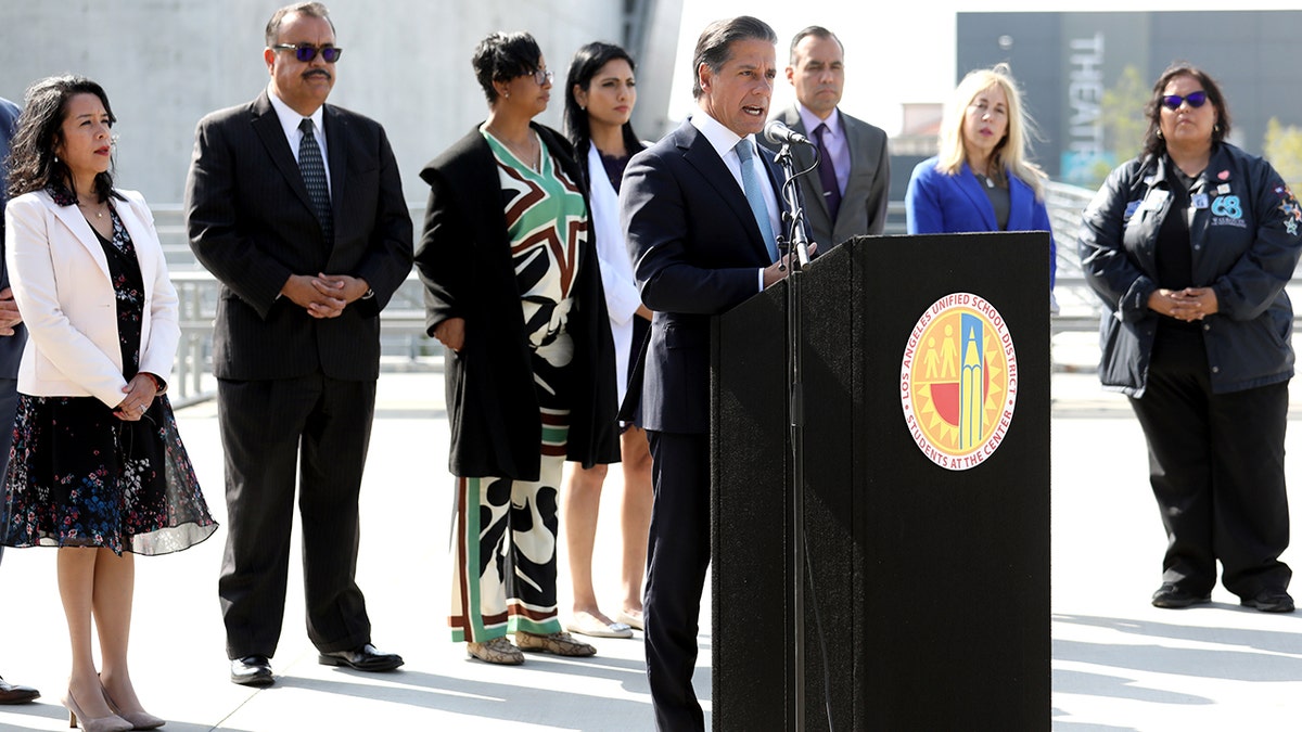 LAUSD Superintendent Alberto Carvalho