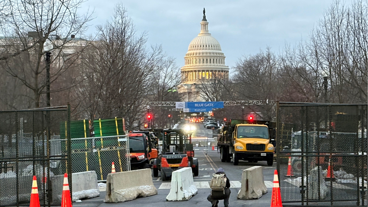 US Capitol security measures being put in place for Trump's inauguration