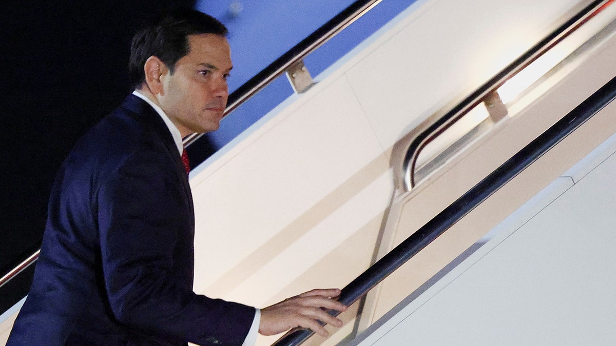 State Marco Rubio boards a plane to Munich