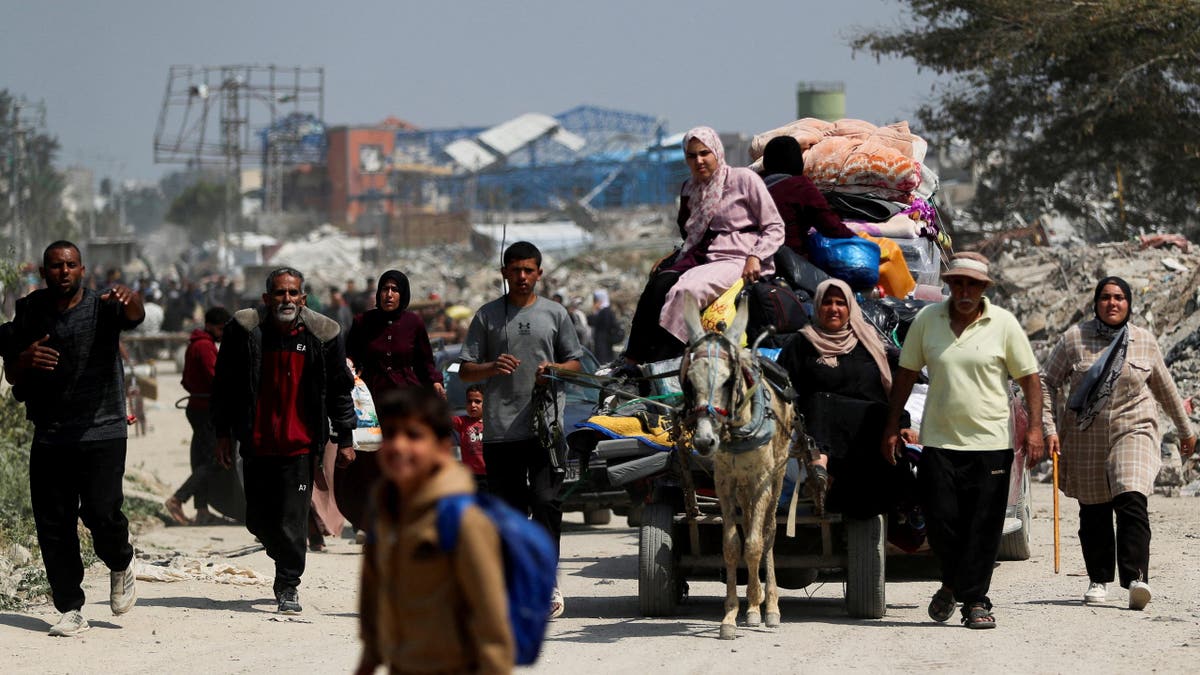 Palestinians flee northern Gaza as Israel bombing campaign begins