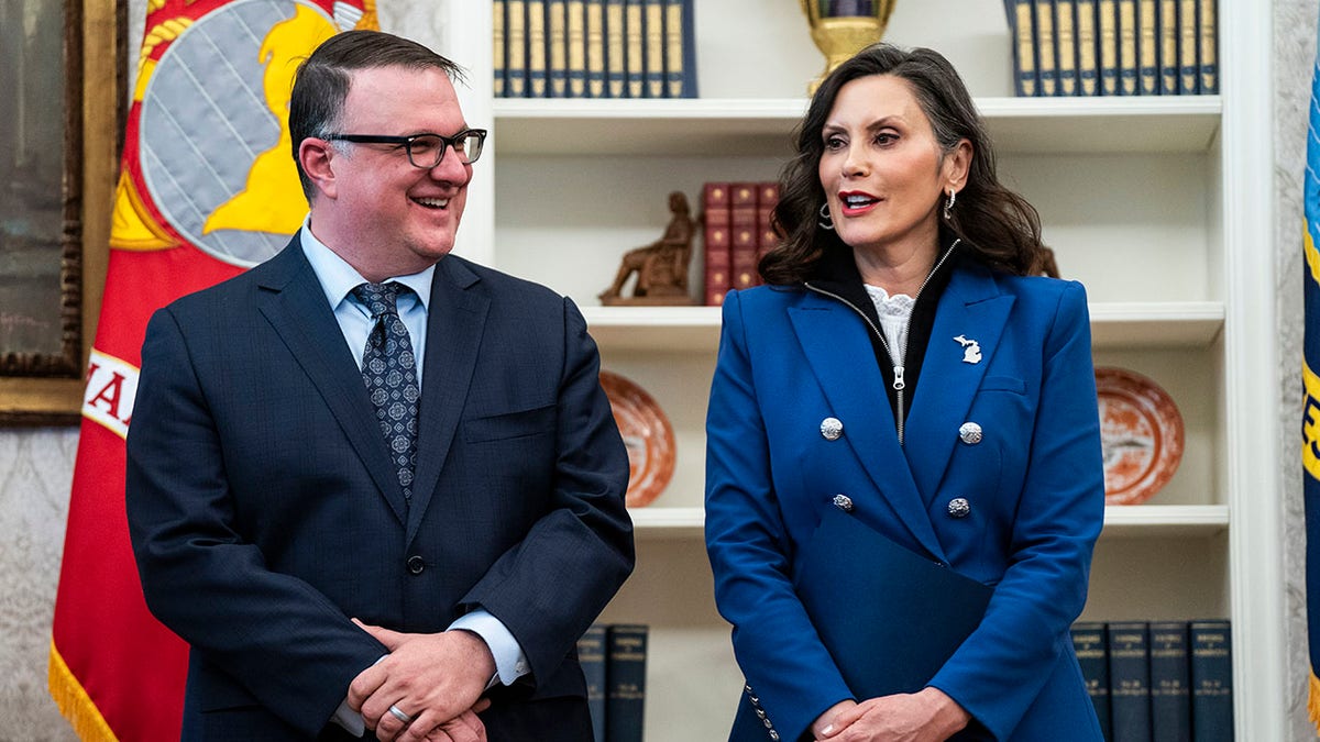 Whitmer and Michigan House speaker in the Oval Office