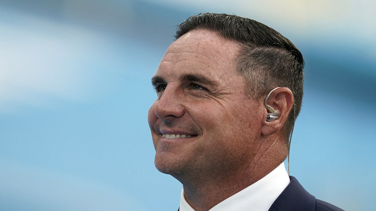 Jay Feely on sideline