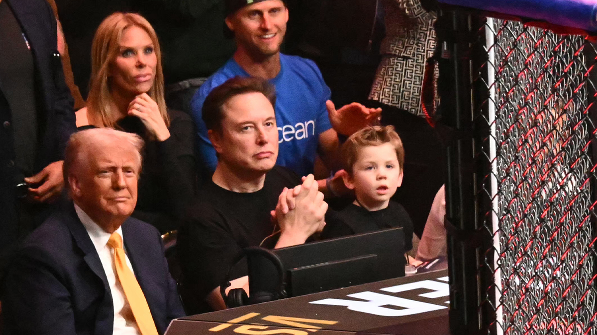 Trump and Cheryl Hines