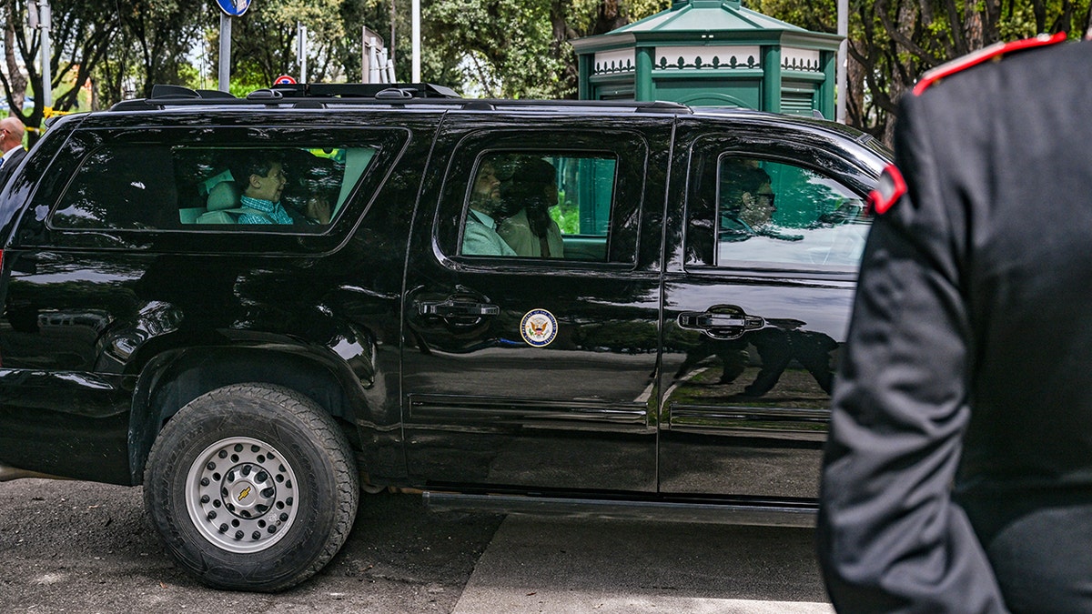 JD Vance's motorcade in Italy on Easter Sunday