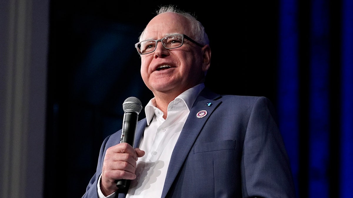 Tim Walz at town hall