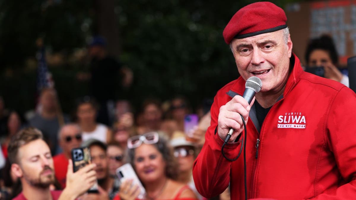 Curtis Sliwa speaking