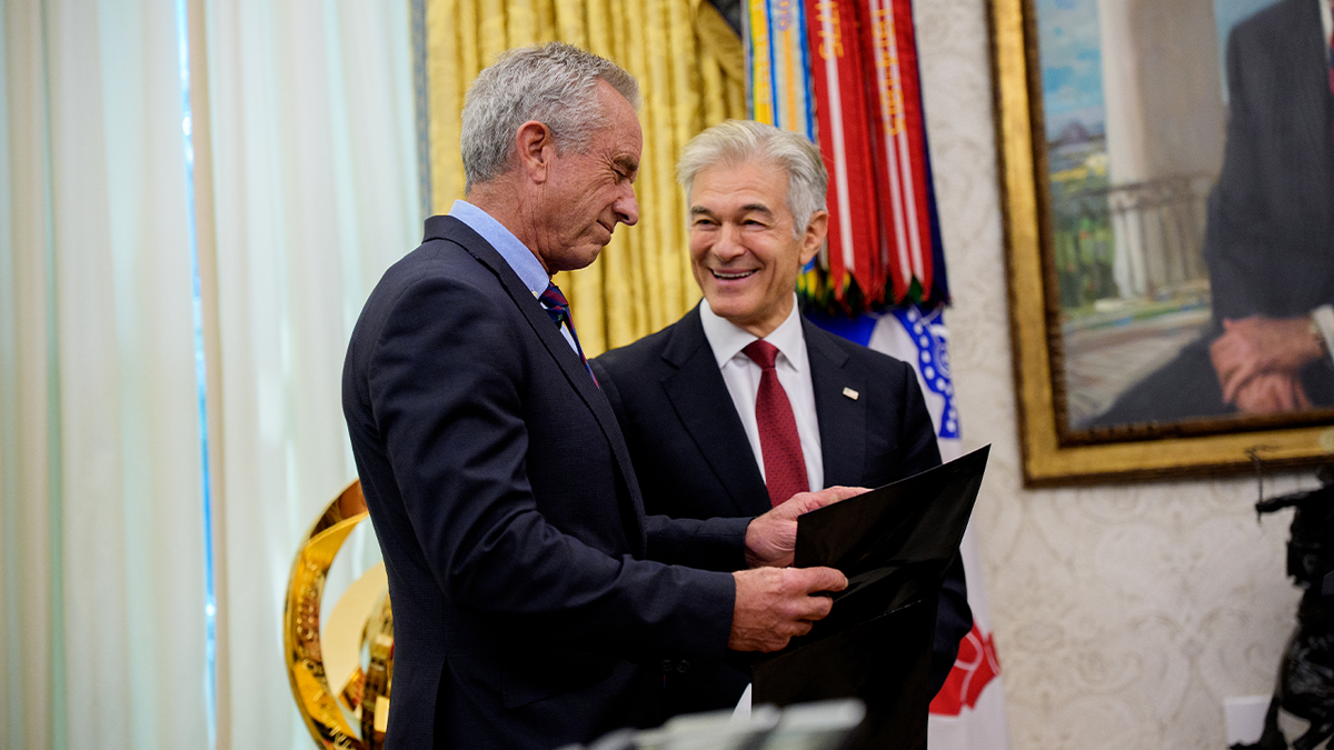 Robert F. Kennedy Jr and Dr. Mehmet Oz