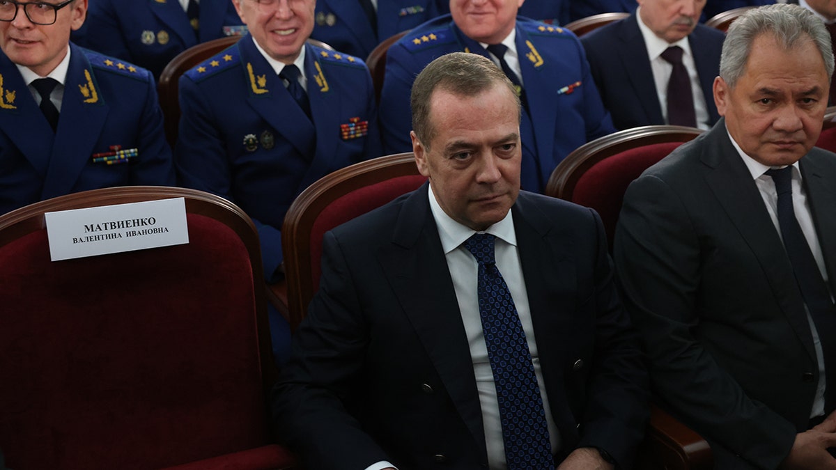 Medvede during Moscow meeting