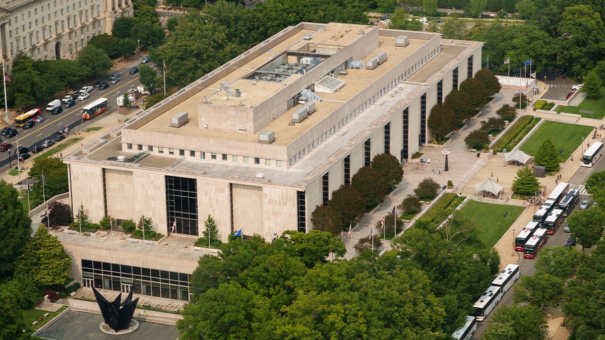 Smithsonian American History Museum