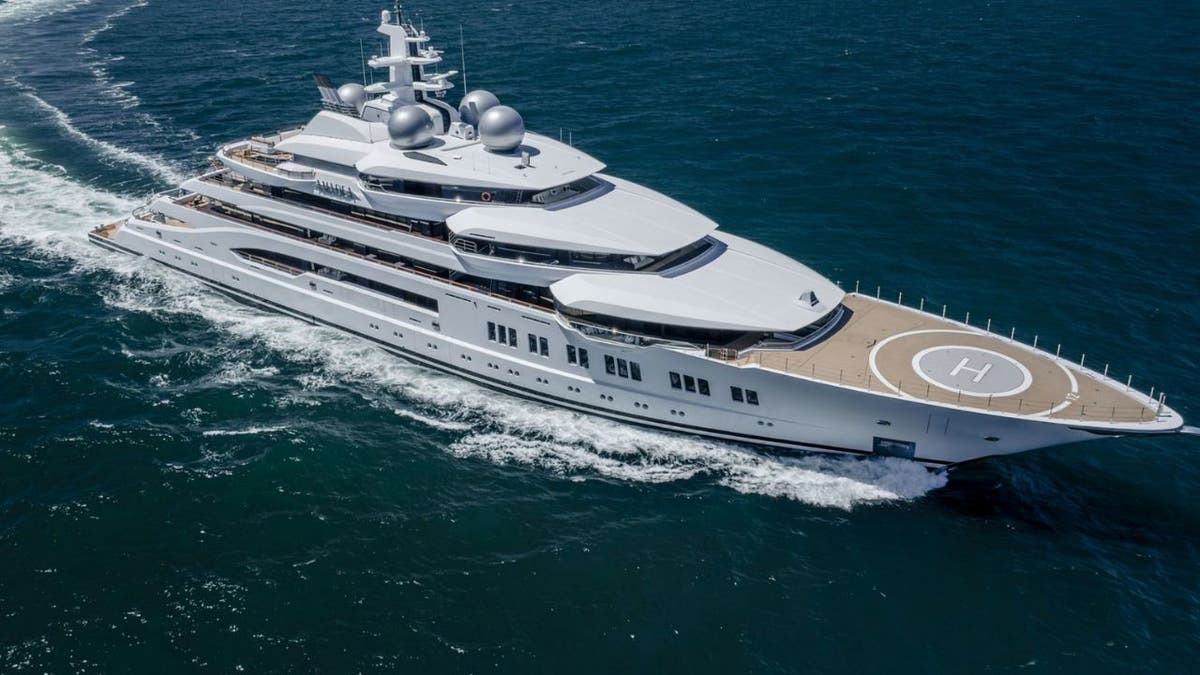 The yacht Amadea underway