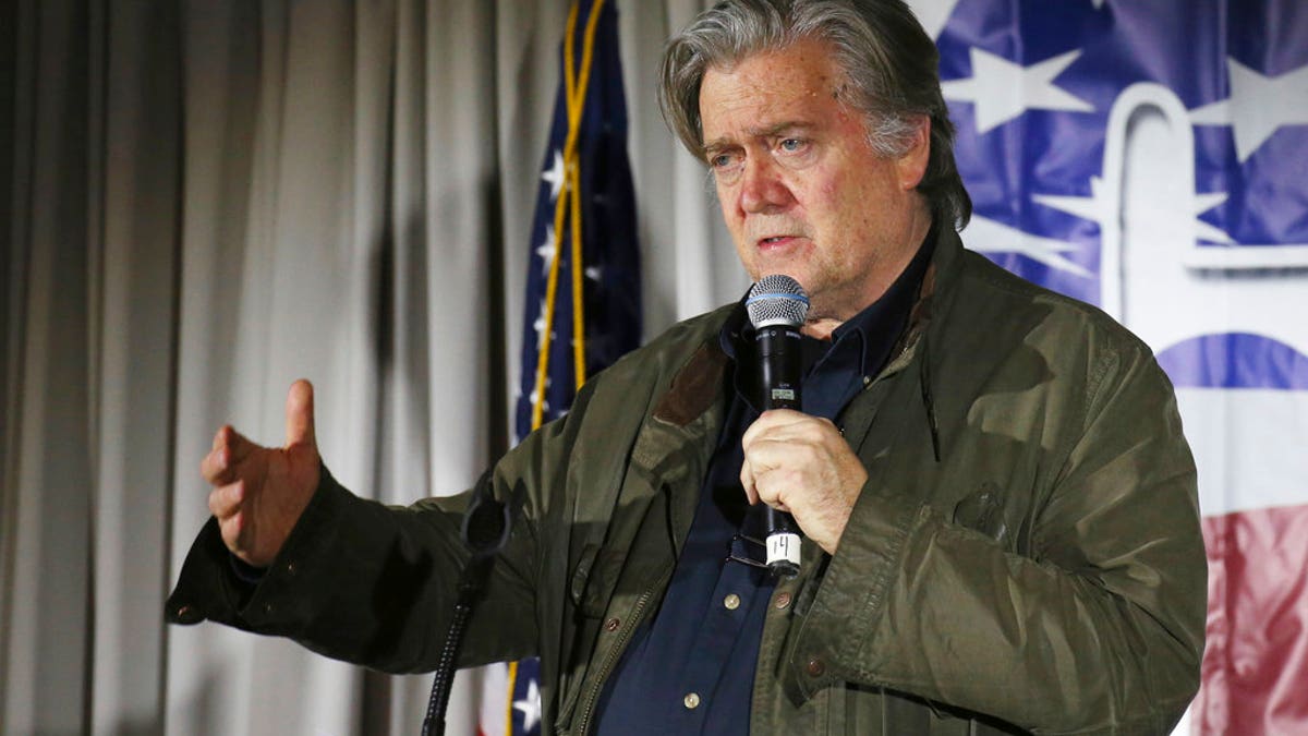 Bannon with microphone, 2017
