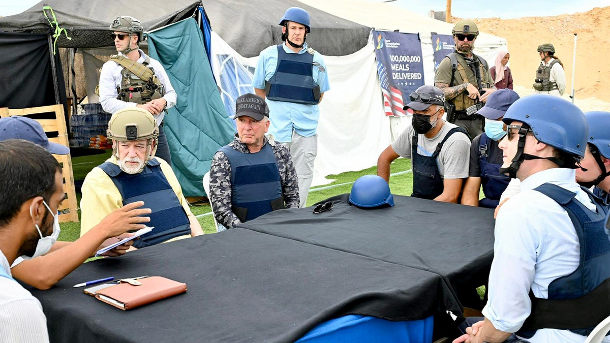 Huckabee and Witkoff at a GHF site