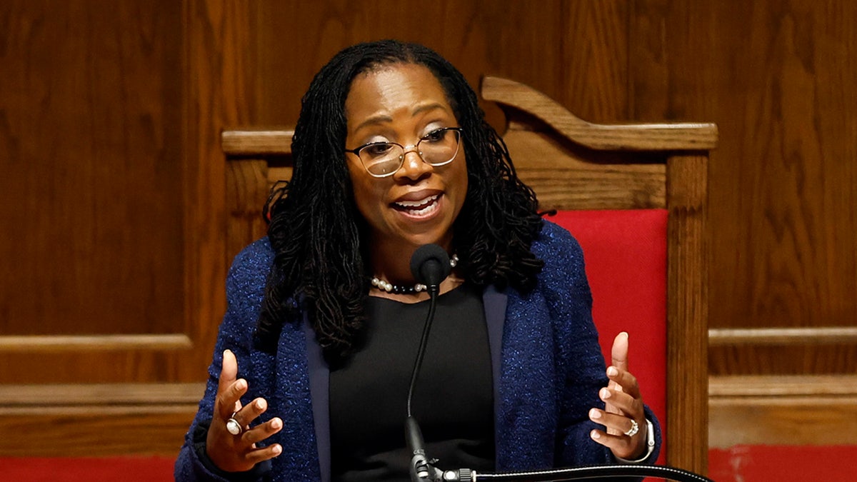 Justice Jackson speaks at a judicial conference