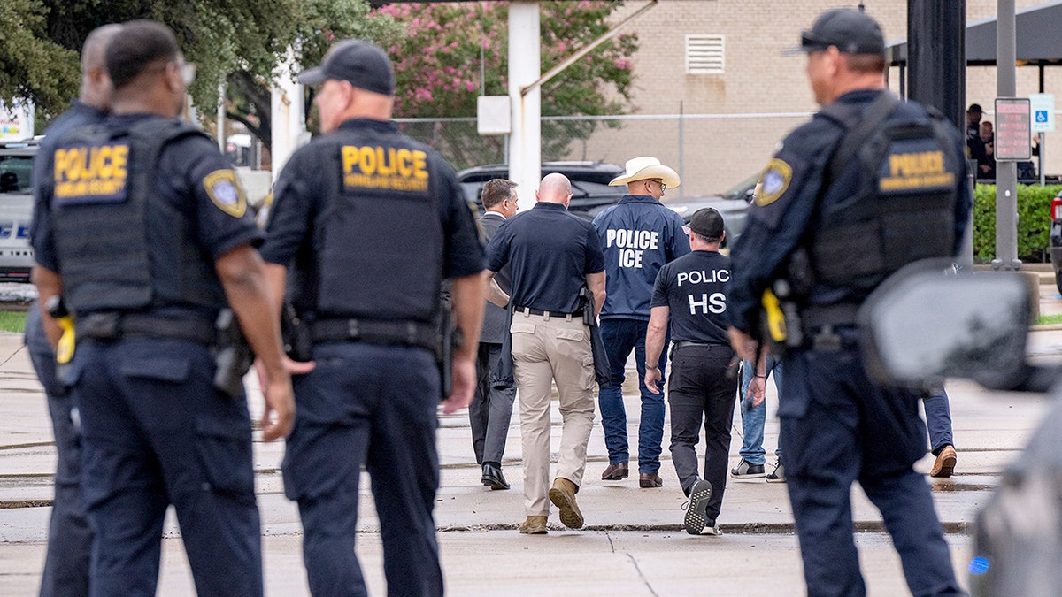 Dallas ICE Facility Shooting Law Enforcement