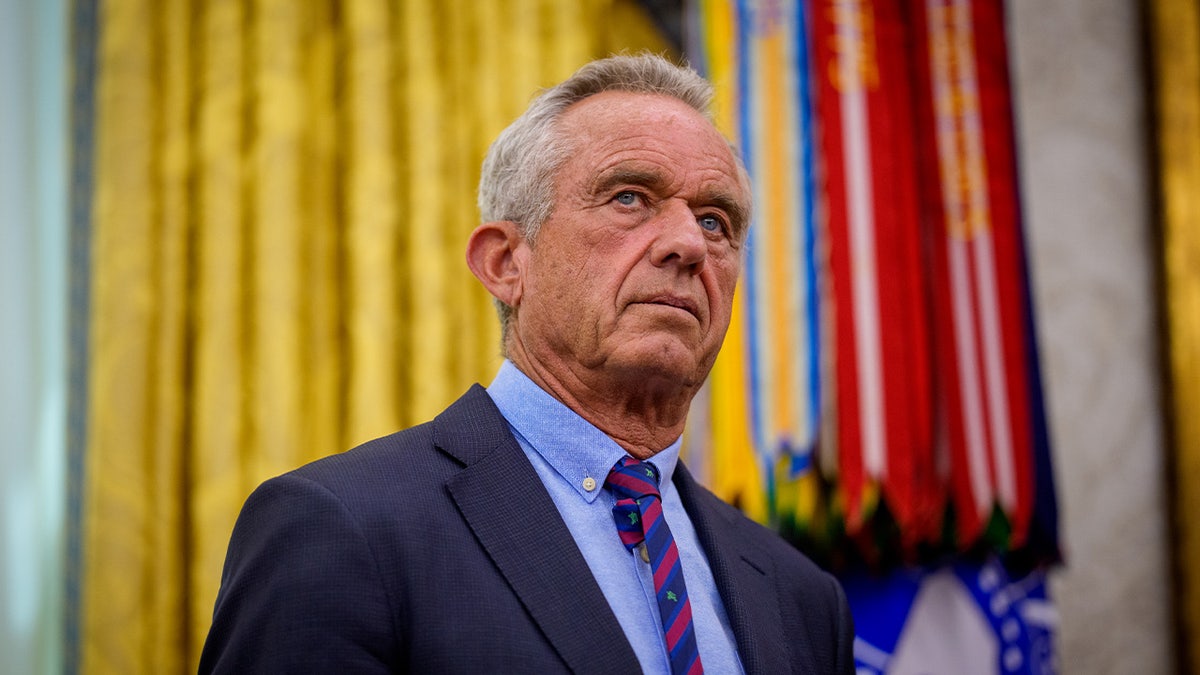 HHS Secretary RFK, Jr. in the Oval Office during a confirmation hearing for Dr. Mehmet Oz.