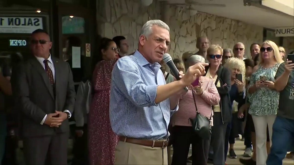 Jack Ciattarelli speaks at a New Jersey town hall campaign event