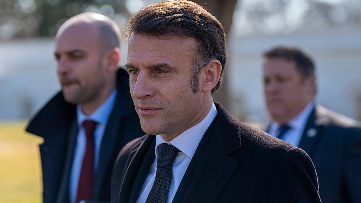 Emmanuel Macron visits Donald Trump at the White House