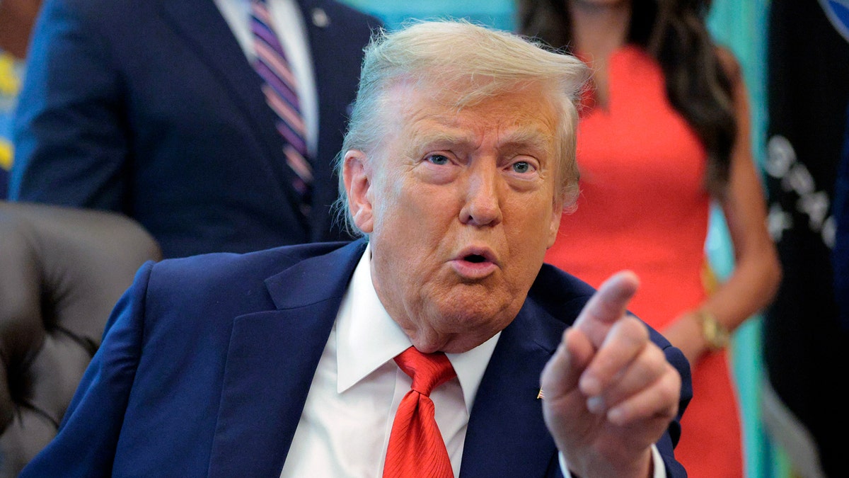 President Trump pointing