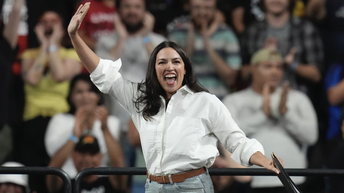 Alexandria Ocasio-Cortez speaks at a rally