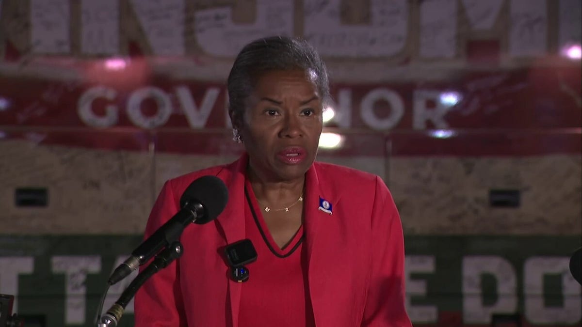 Winsome Sears condemns Democrat Jay Jones over violent texts in Virginia
