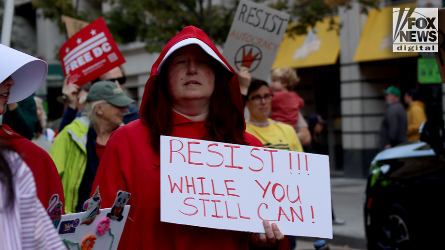handmaid no kings protest