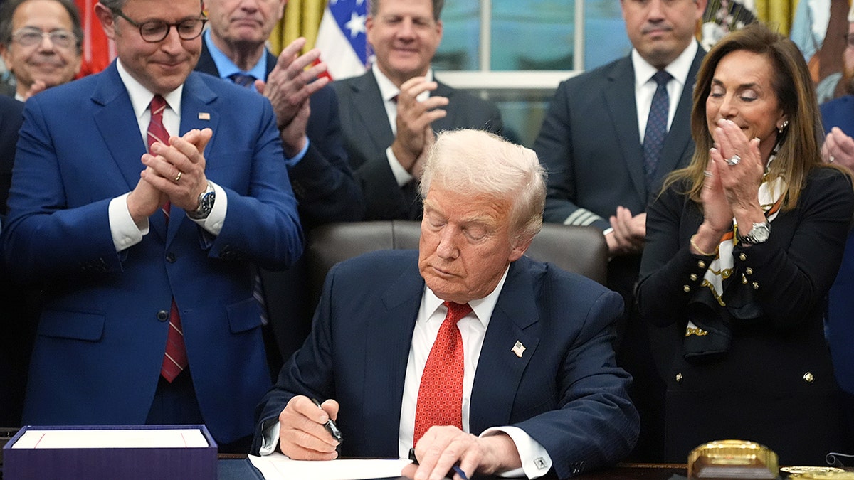 President Trump reopens the government