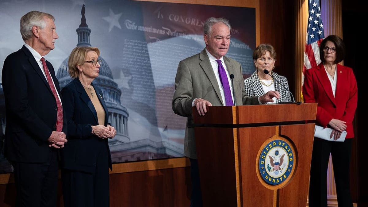 Senate Democrats hold press conference 