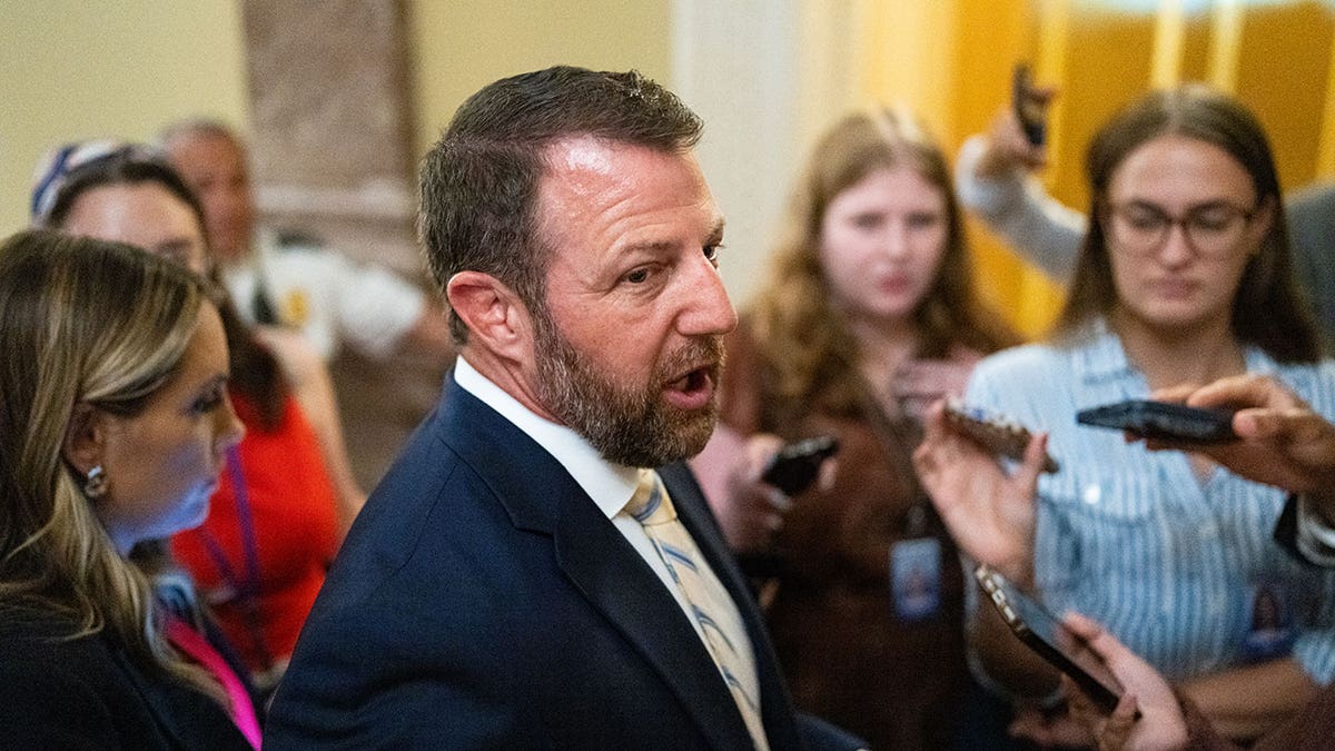 Sen. Markwayne Mullin speaks