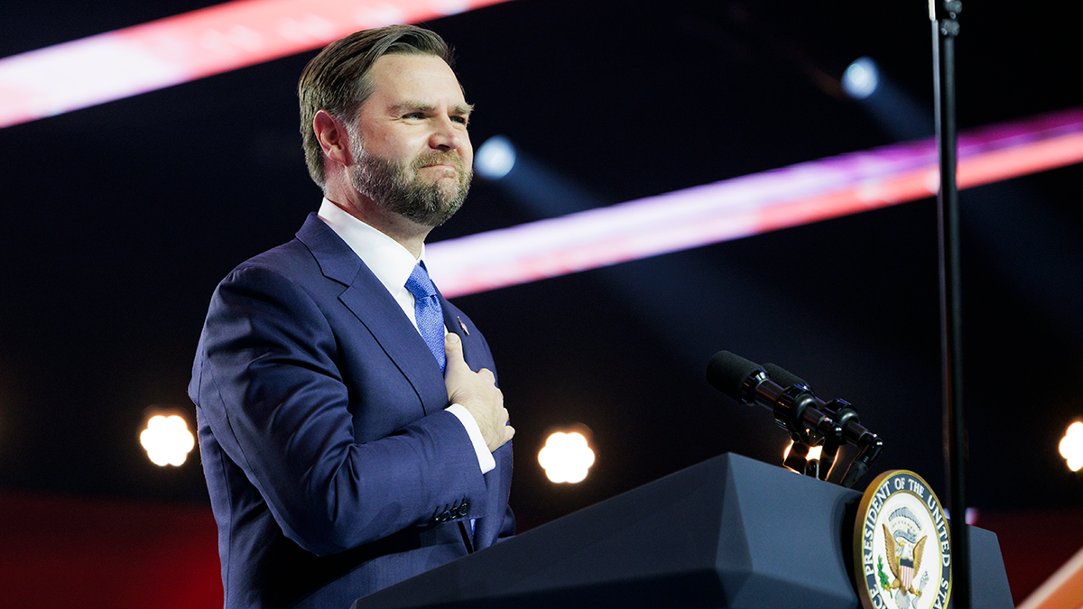 JD Vance in Phoenix