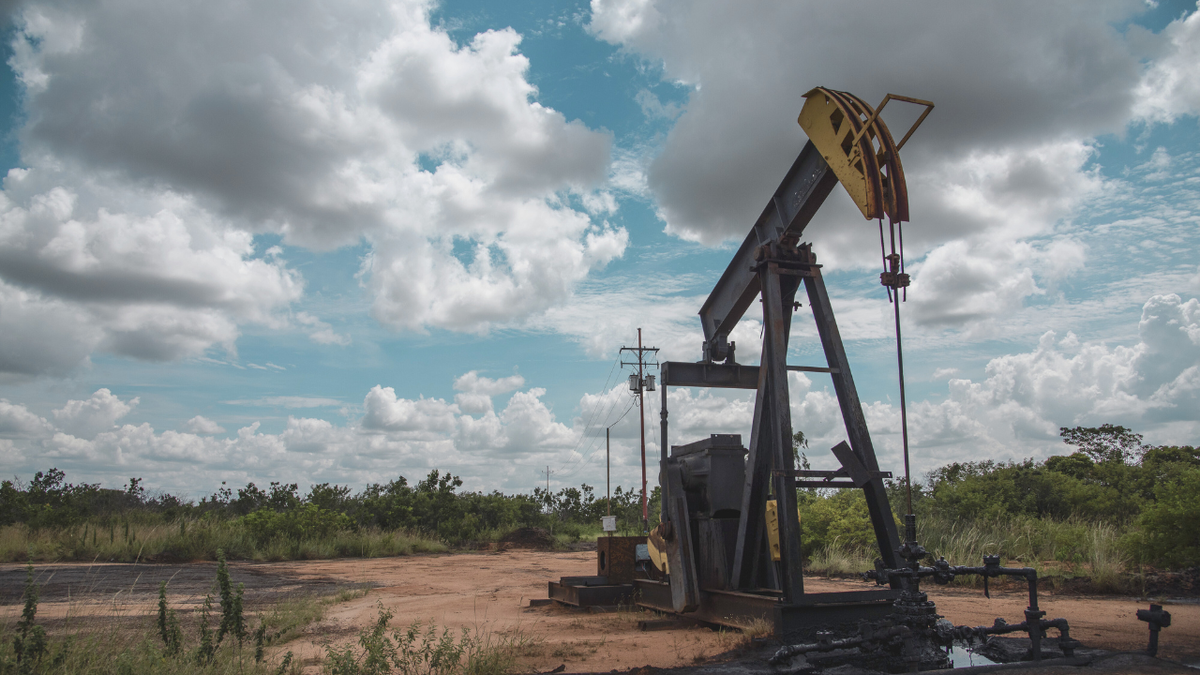 A view of a pump jack in Venezuela.