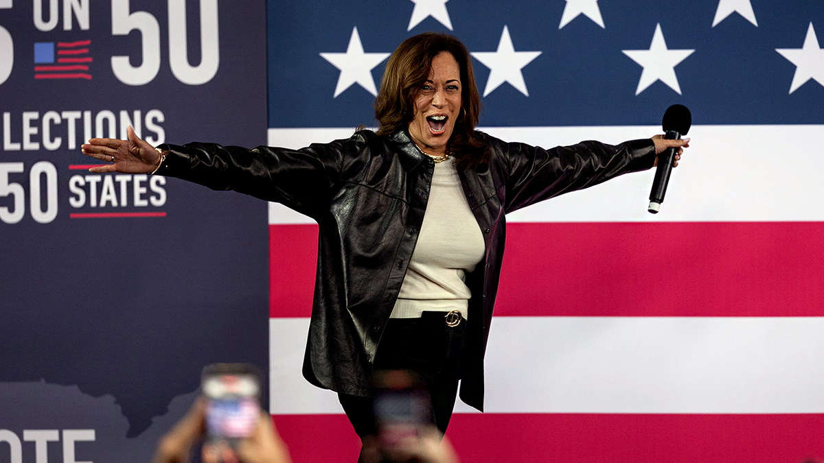 Former Vice President Kamala Harris rallies for "Prop 50"