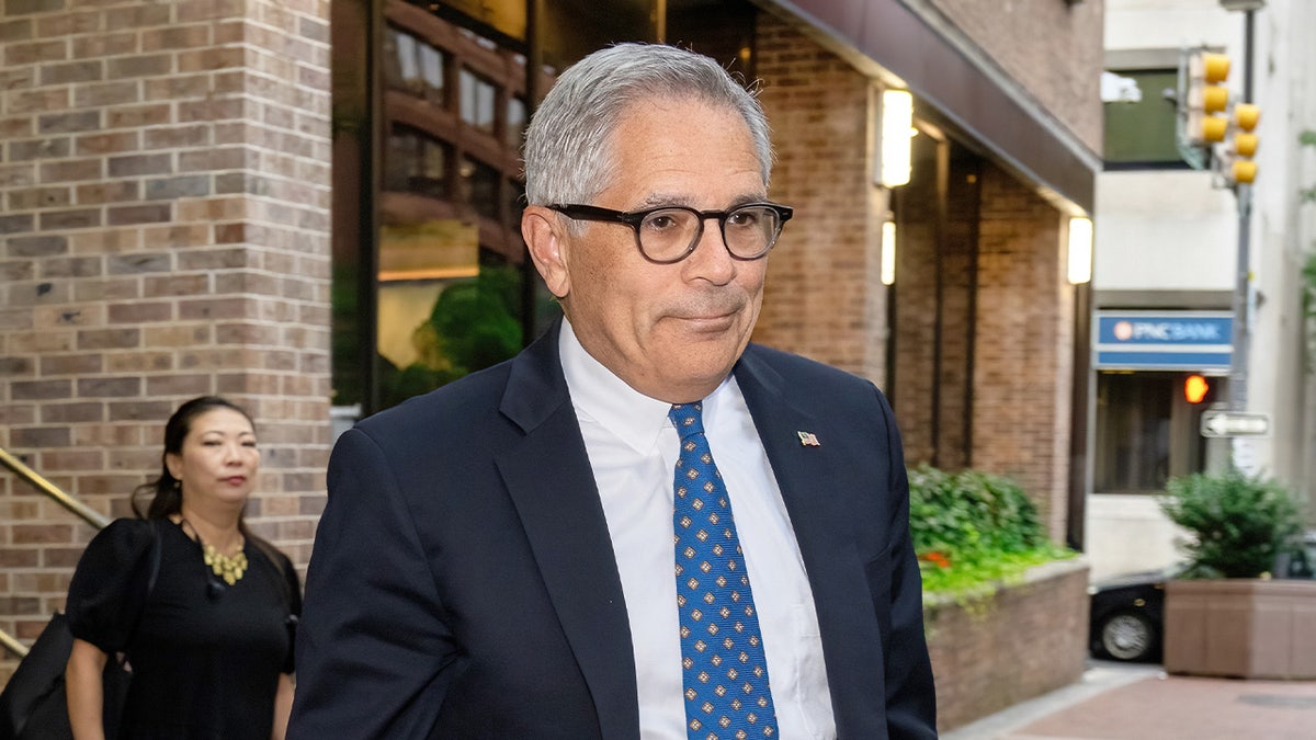 Larry Krasner 