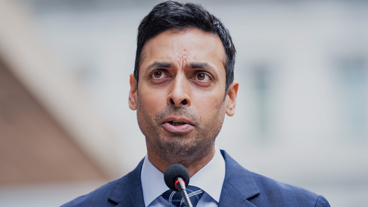 Congressman Suhas Subramanyam