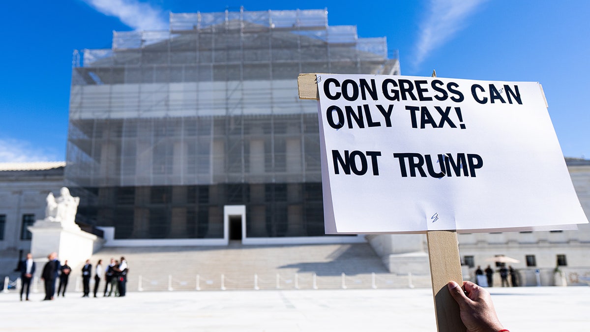 tariffs protester at scotus
