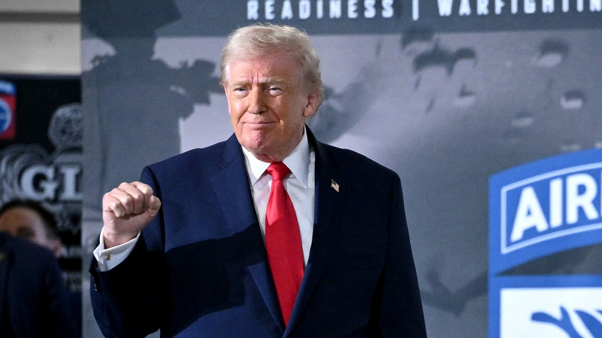 Trump at Fort Bragg
