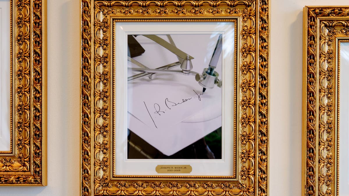Autopen on WH wall