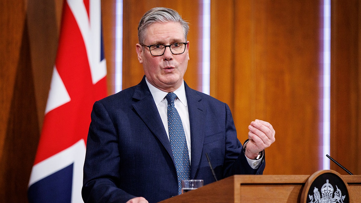 Keir Starmer in a press conference
