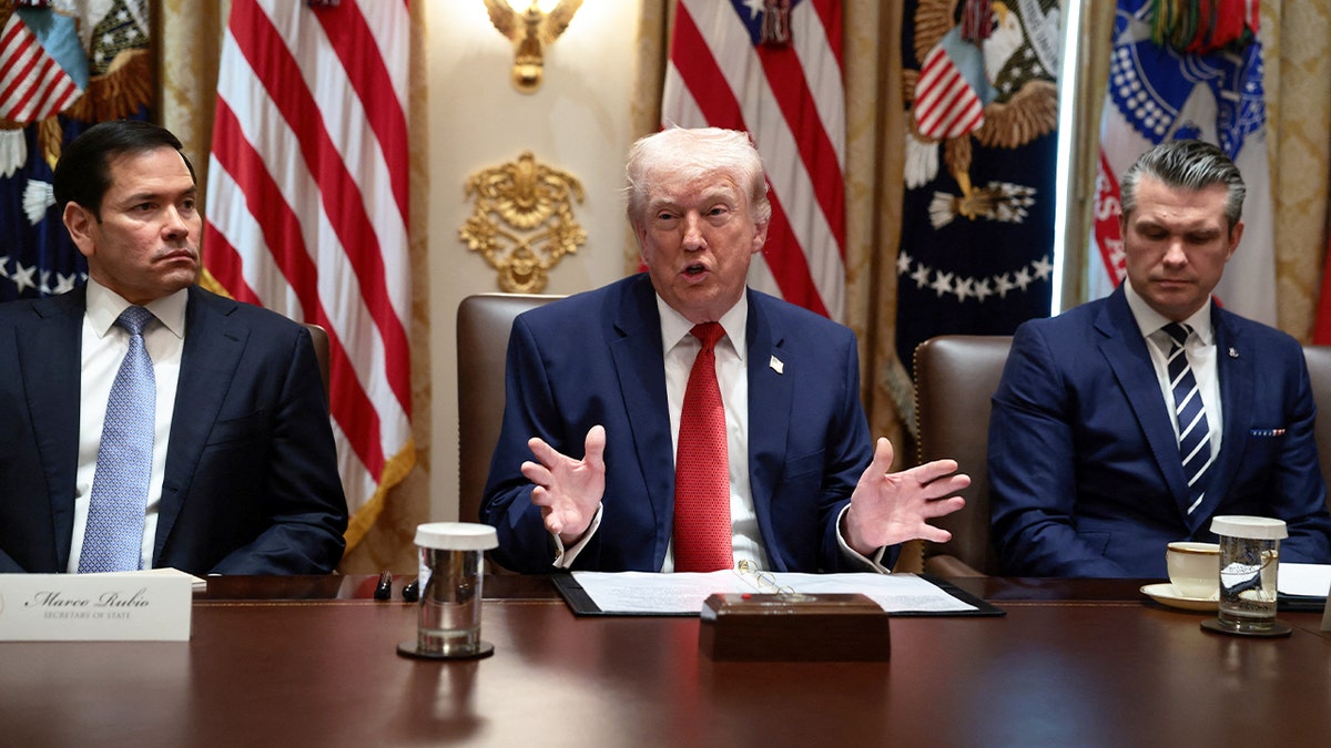 Trump, Rubio and Hegseth at cabinet meeting